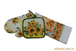 義烏市水芙蓉日用品廠 精選微波爐手套，守護(hù)您的廚房安全與便捷